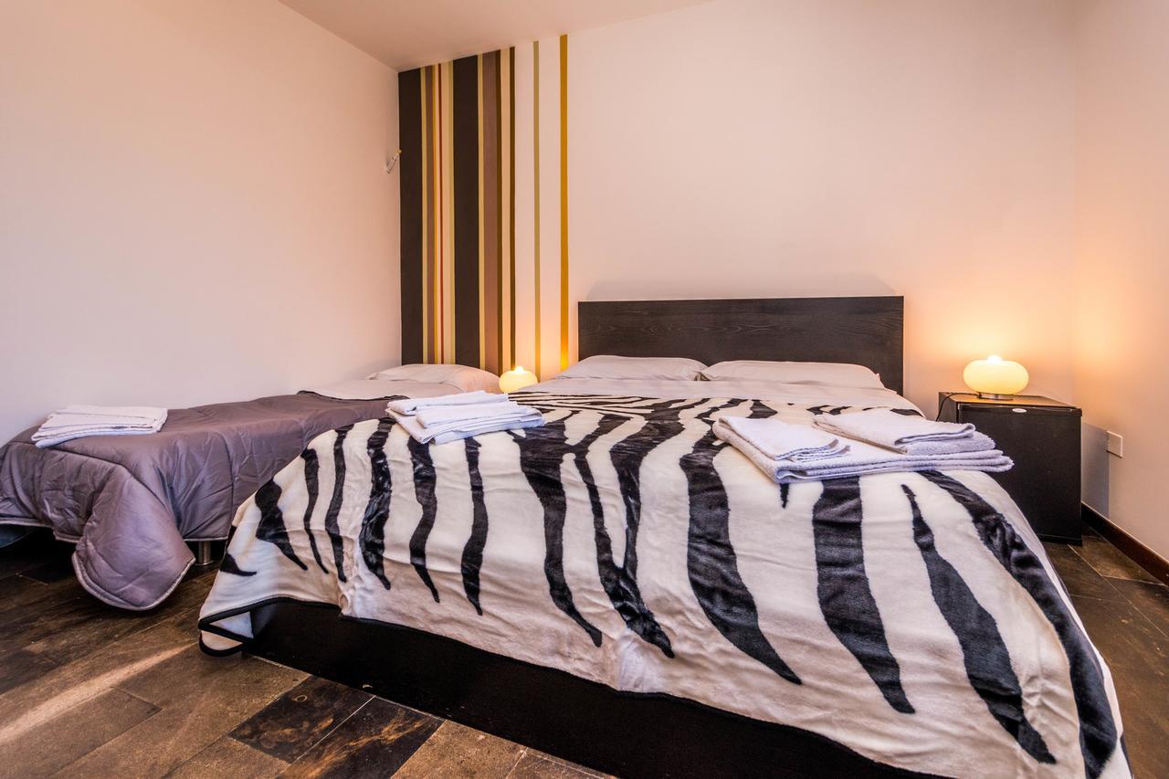 B&B Le Dune Lascari Bagian luar foto