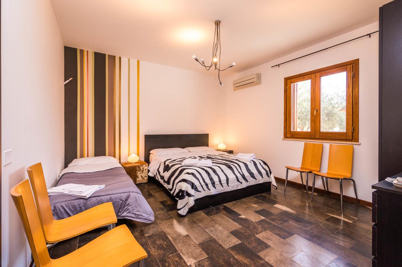 B&B Le Dune Lascari Bagian luar foto