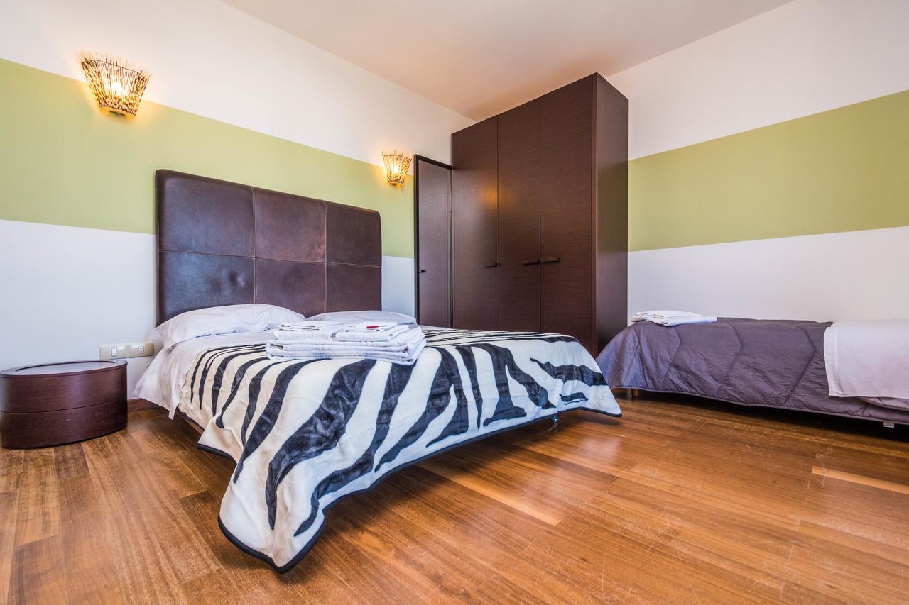 B&B Le Dune Lascari Bagian luar foto