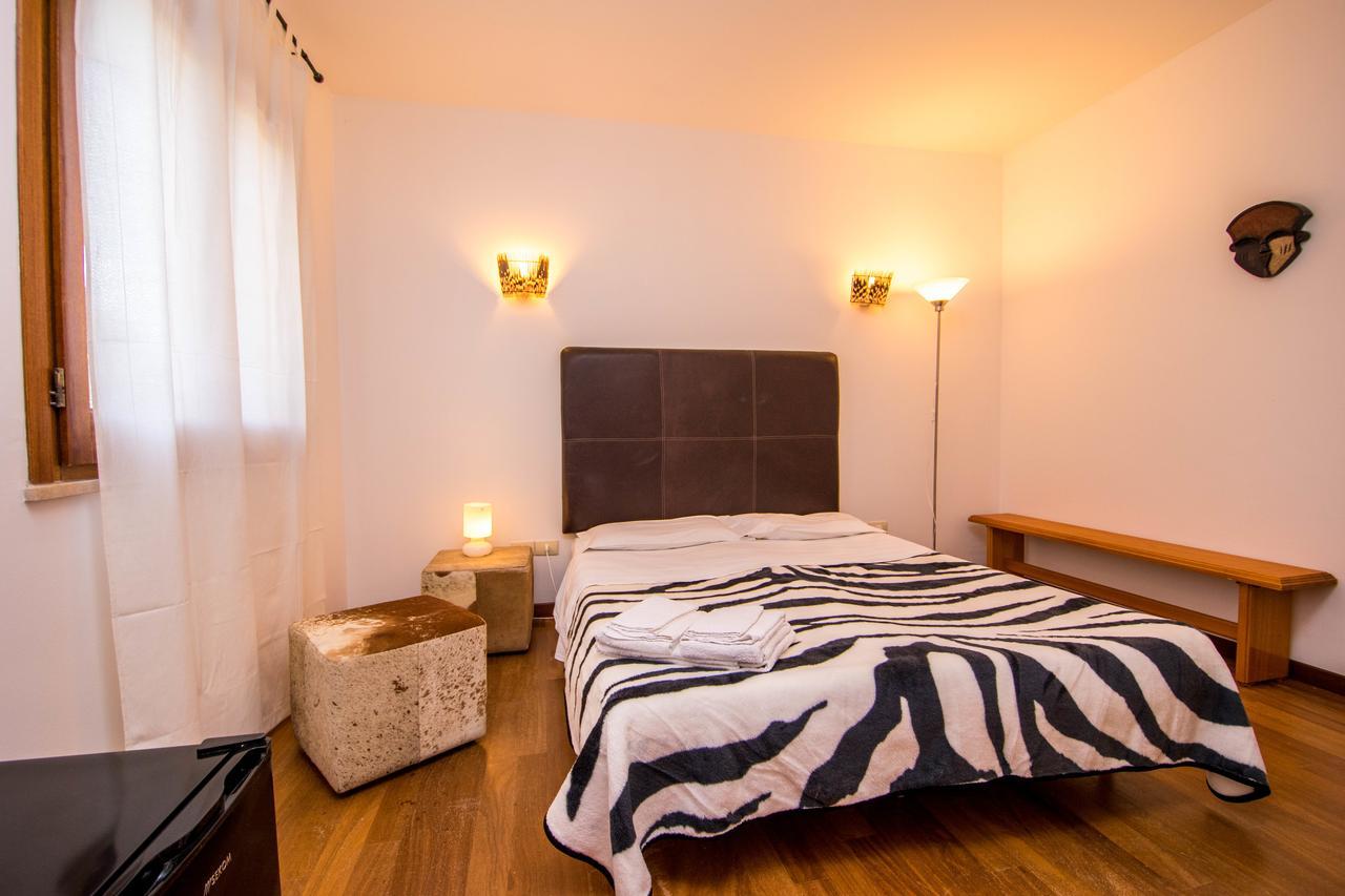 B&B Le Dune Lascari Bagian luar foto