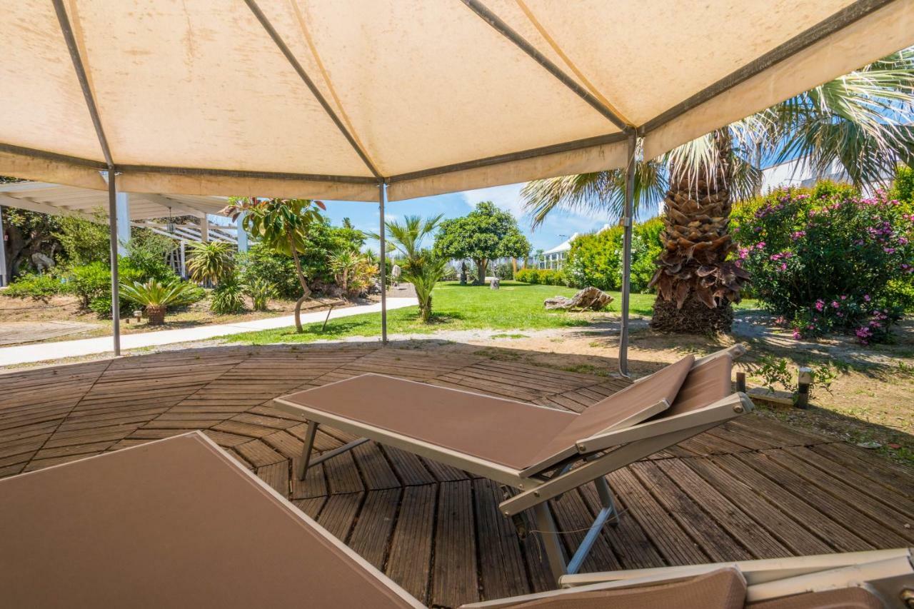 B&B Le Dune Lascari Bagian luar foto